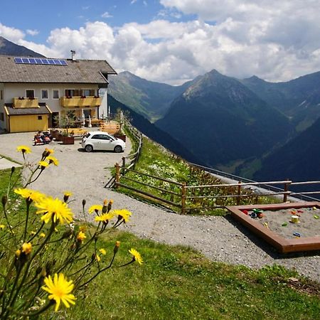 Enzianhuette Berggasthaus San Leonardo in Passiria Luaran gambar