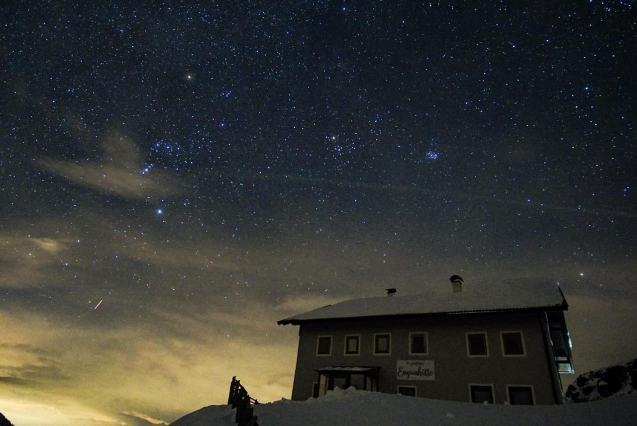 Enzianhuette Berggasthaus San Leonardo in Passiria Luaran gambar